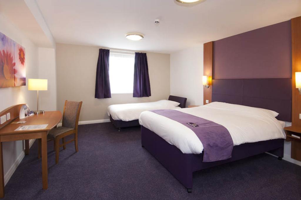 Premier Inn Edinburgh Airport - Newbridge Newbridge  Bilik gambar