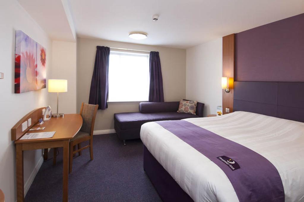 Premier Inn Edinburgh Airport - Newbridge Newbridge  Bilik gambar