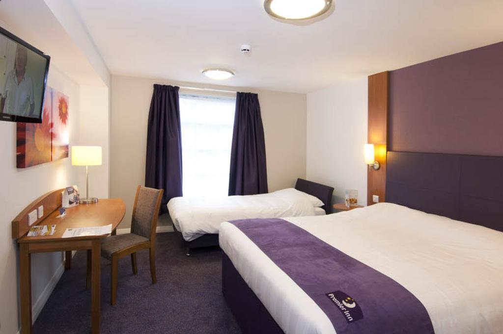 Premier Inn Edinburgh Airport - Newbridge Newbridge  Bilik gambar